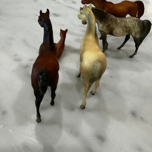 Vintage 1975 Breyer Stablemates Miniature Toy Horses Lot of 8 - Picture 9 of 12